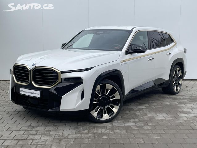 BMW XM